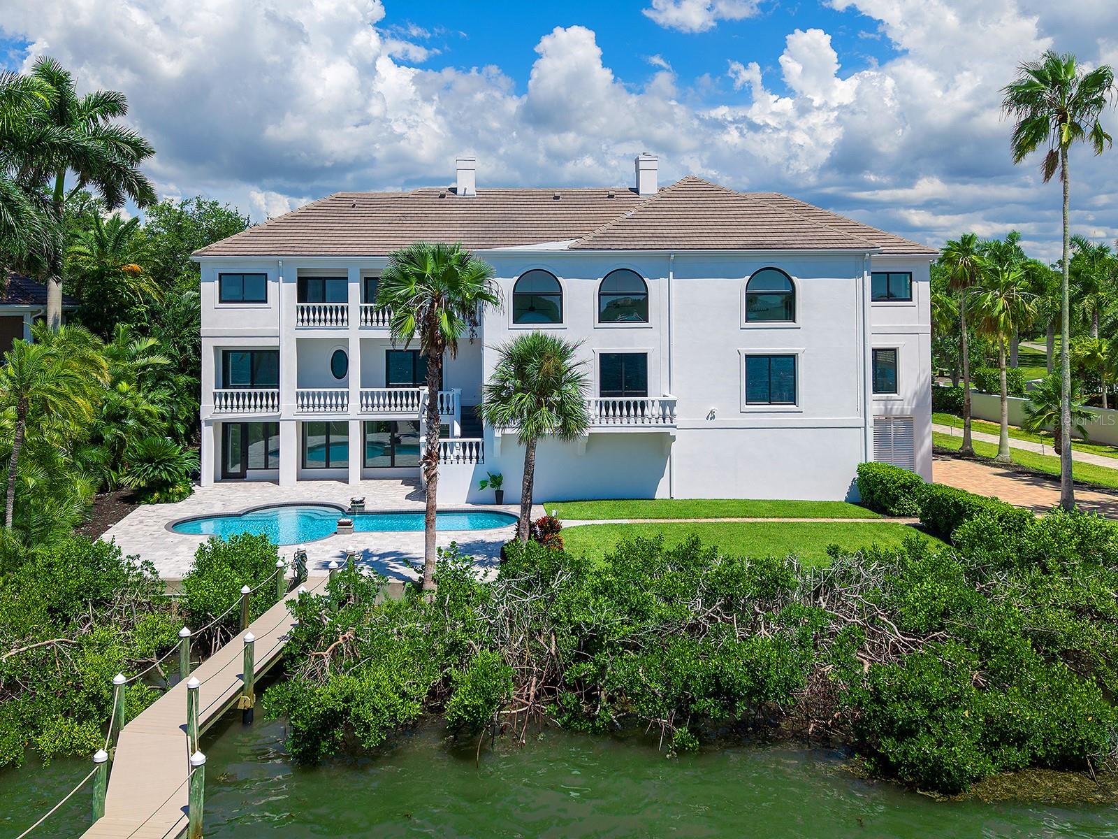 112 OSPREY POINT DRIVE