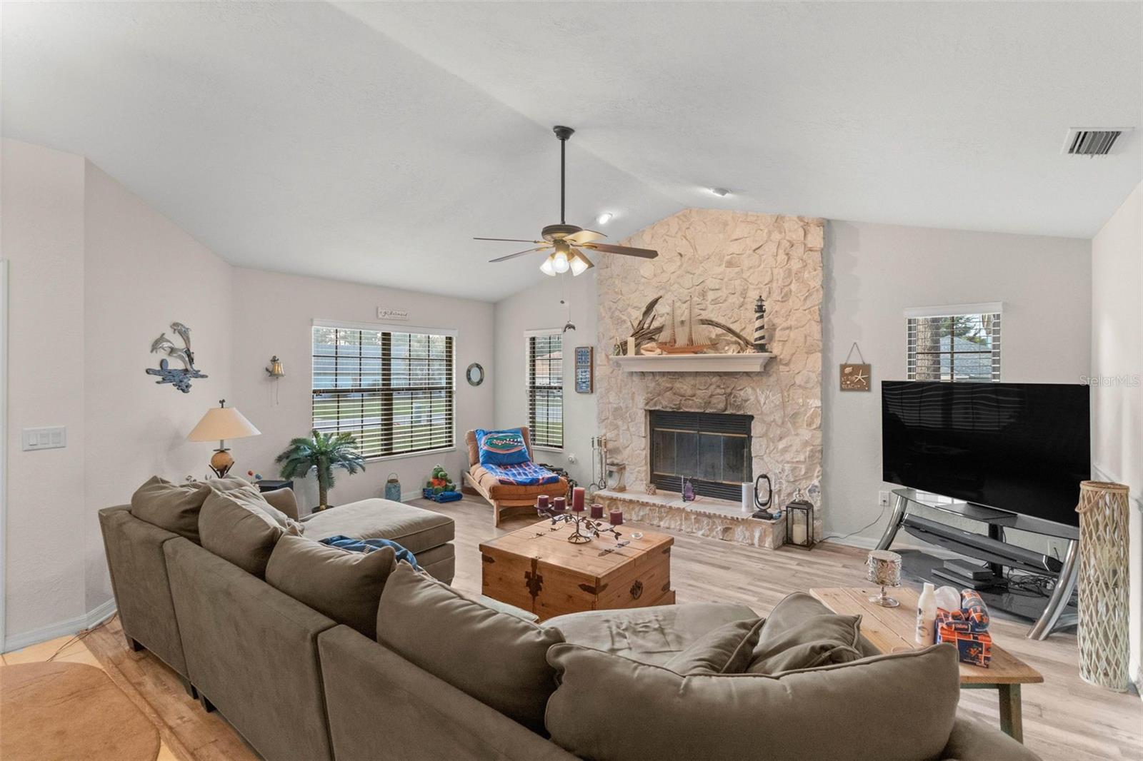 REGAL WOODS - Residential