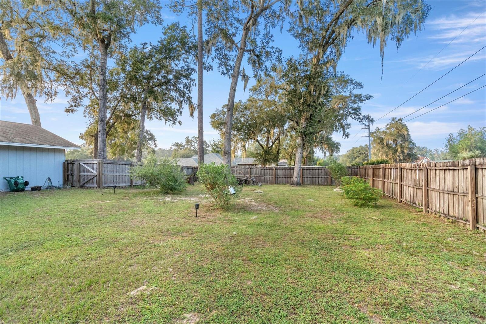 REGAL WOODS - Residential