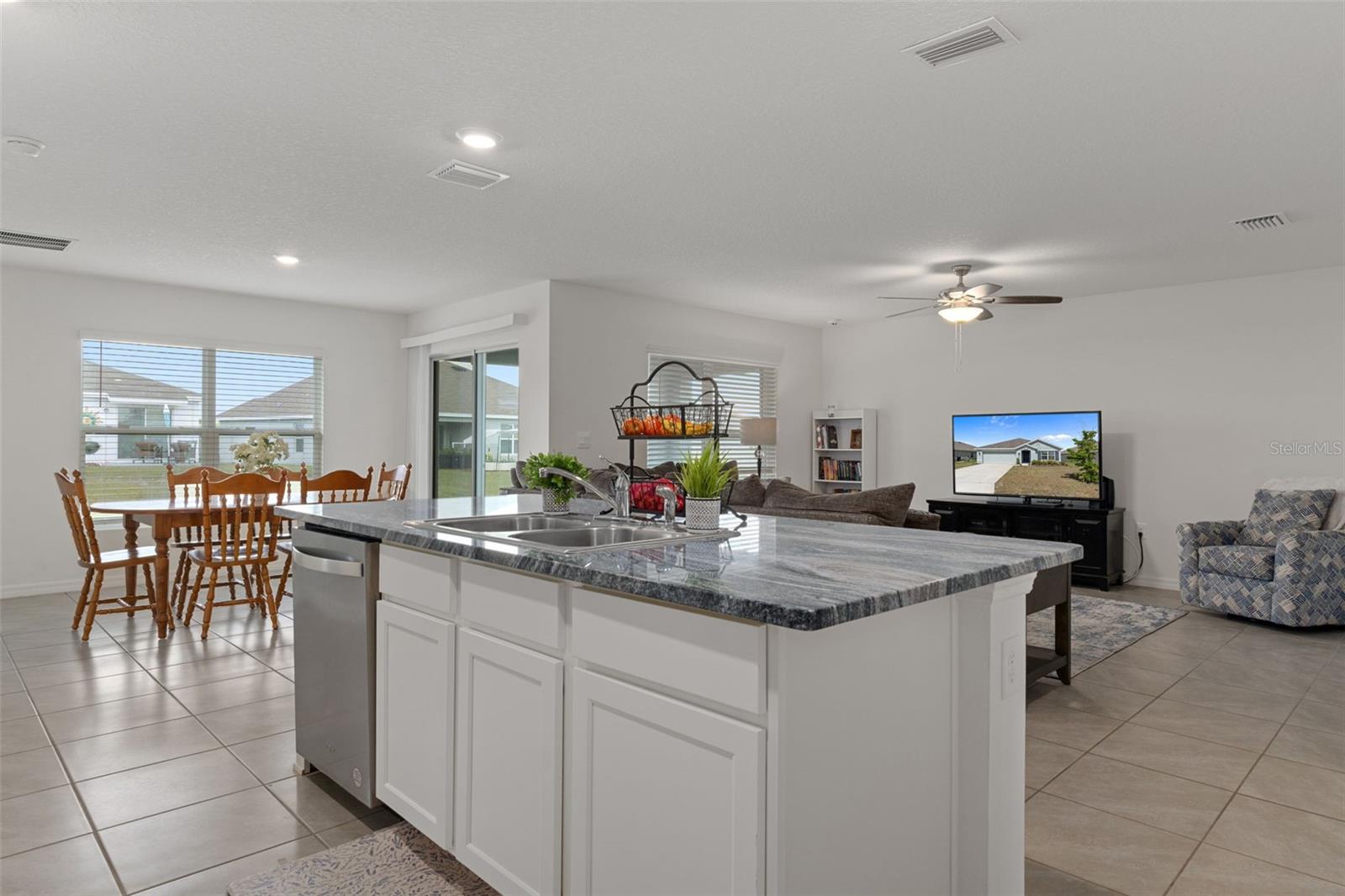 FAIRWAYS/TWISTED OAKS PH 2 - Residential