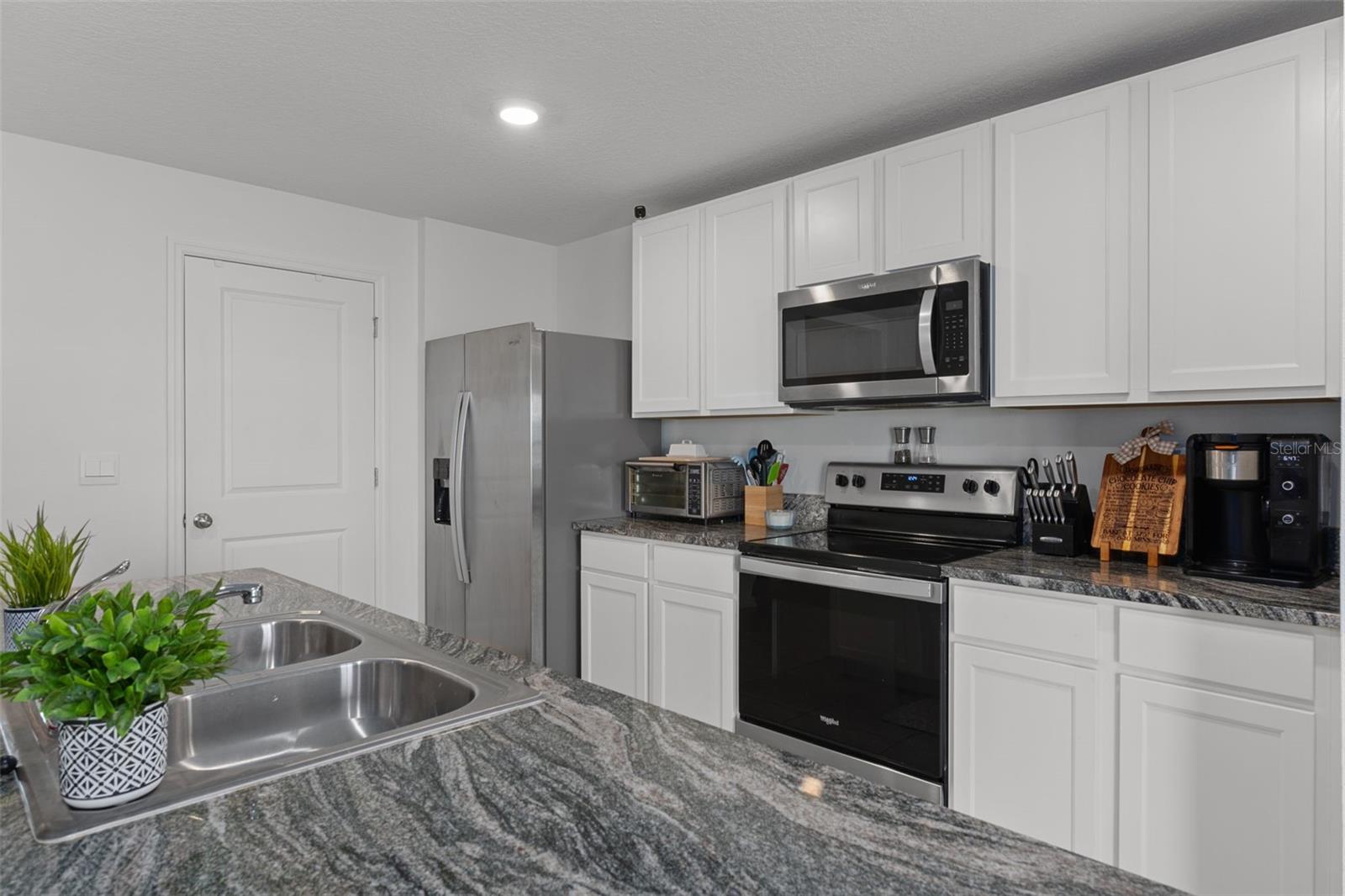 FAIRWAYS/TWISTED OAKS PH 2 - Residential