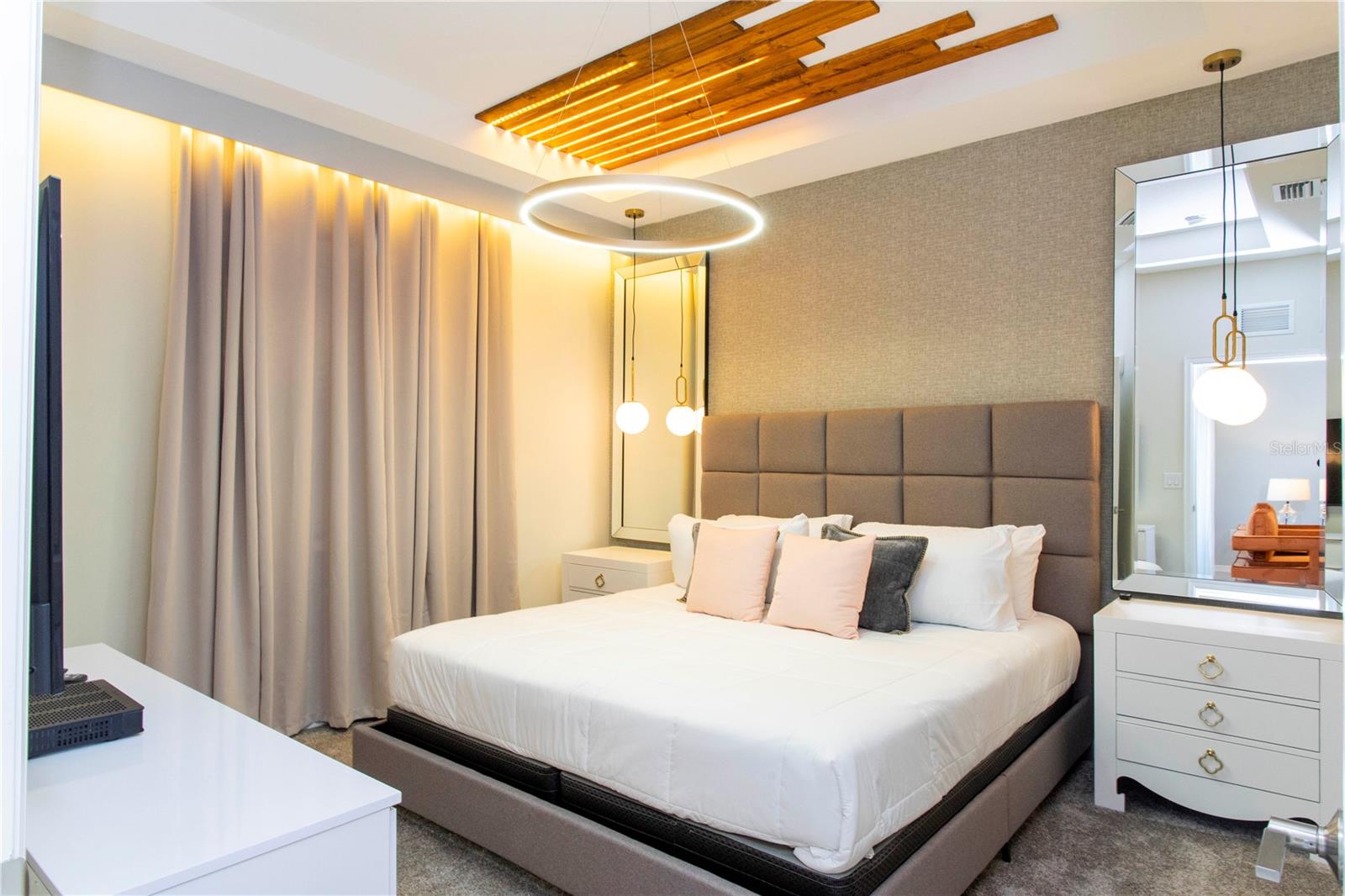 TERRACES/STOREY LAKE CONDO - Residential