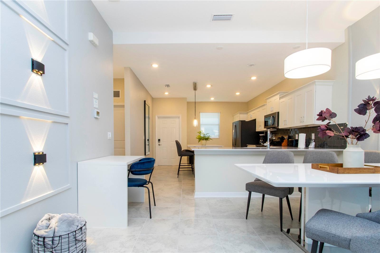 TERRACES/STOREY LAKE CONDO - Residential