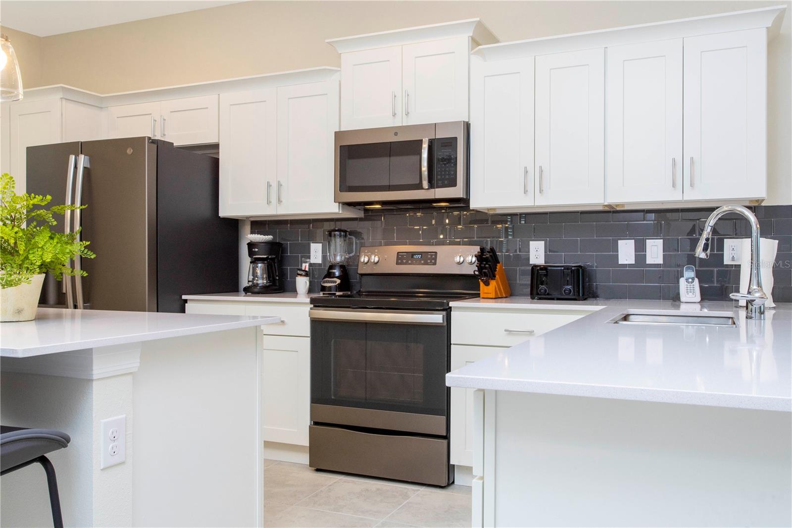 TERRACES/STOREY LAKE CONDO - Residential