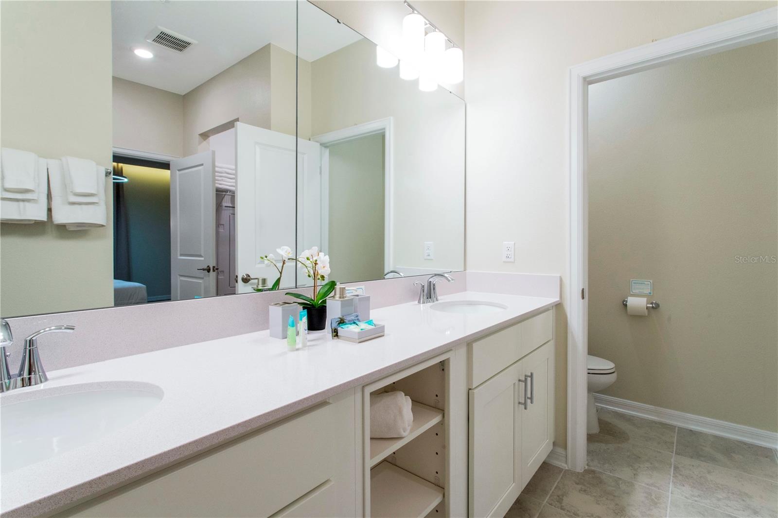 TERRACES/STOREY LAKE CONDO - Residential