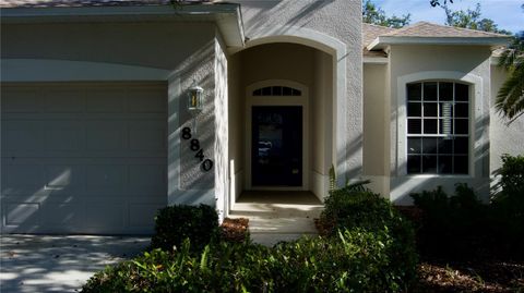 A home in PALMETTO