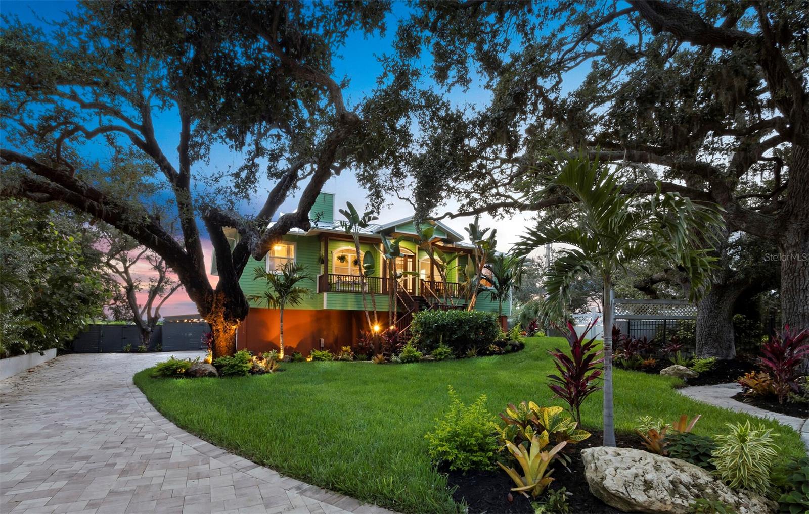 8810 FISHERMENS BAY DRIVE