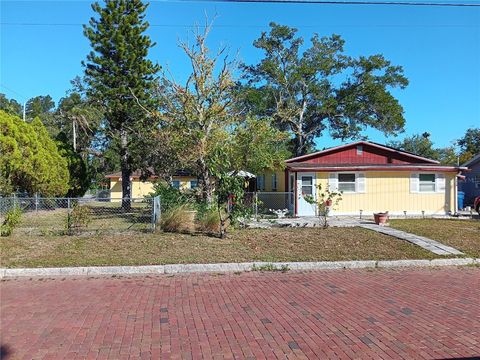 374 3RD STREET NW LARGO FL 33770