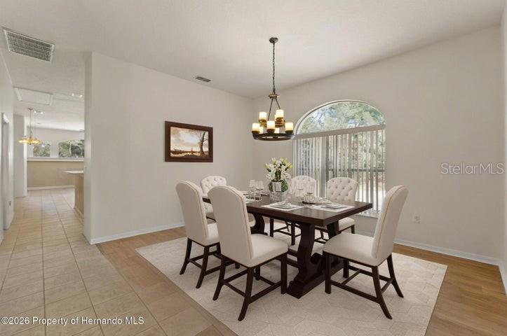 ROYAL HIGHLANDS - Residential