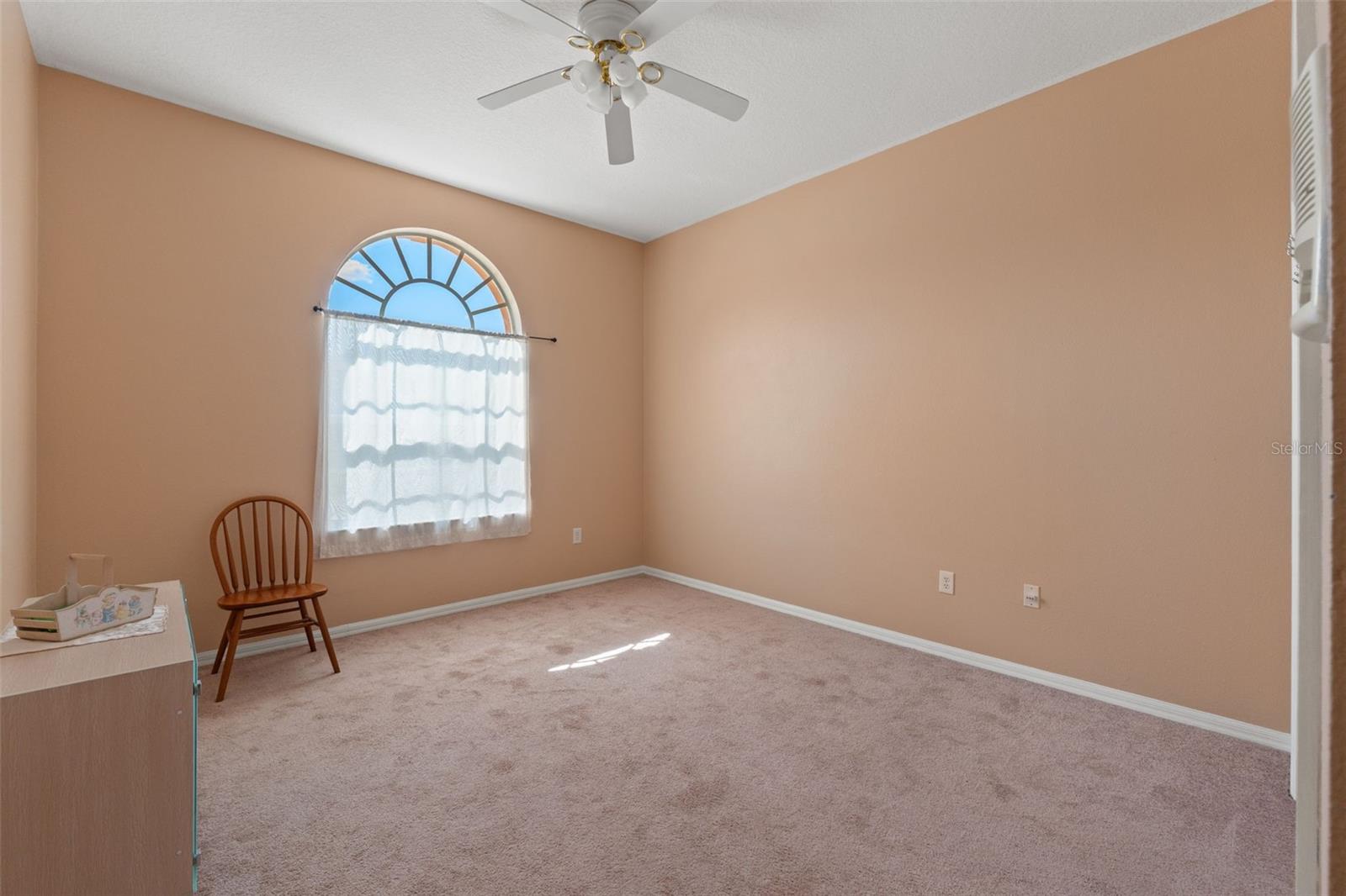 ROYAL HIGHLANDS - Residential