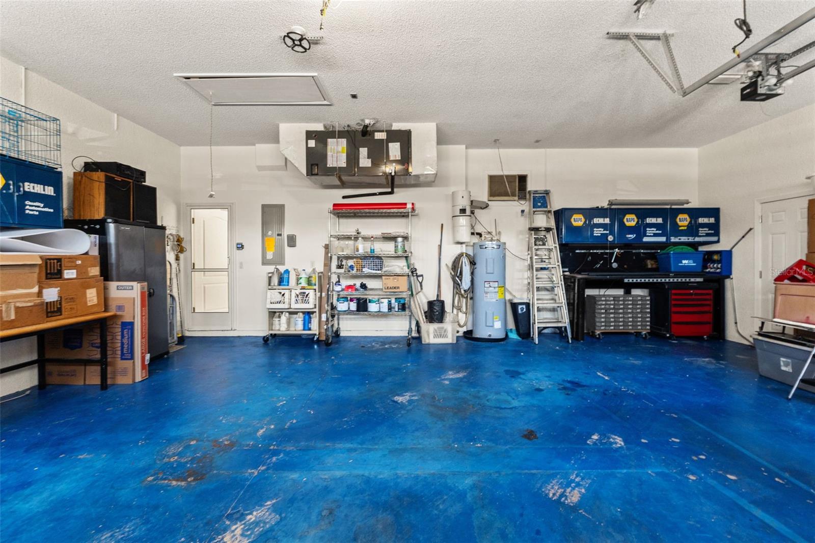 ROYAL HIGHLANDS - Residential