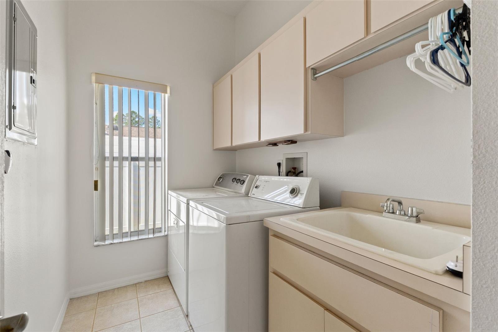 ROYAL HIGHLANDS - Residential