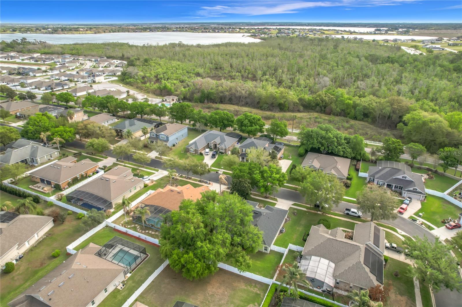 ESTATES AUBURNDALE PH 02 - Residential