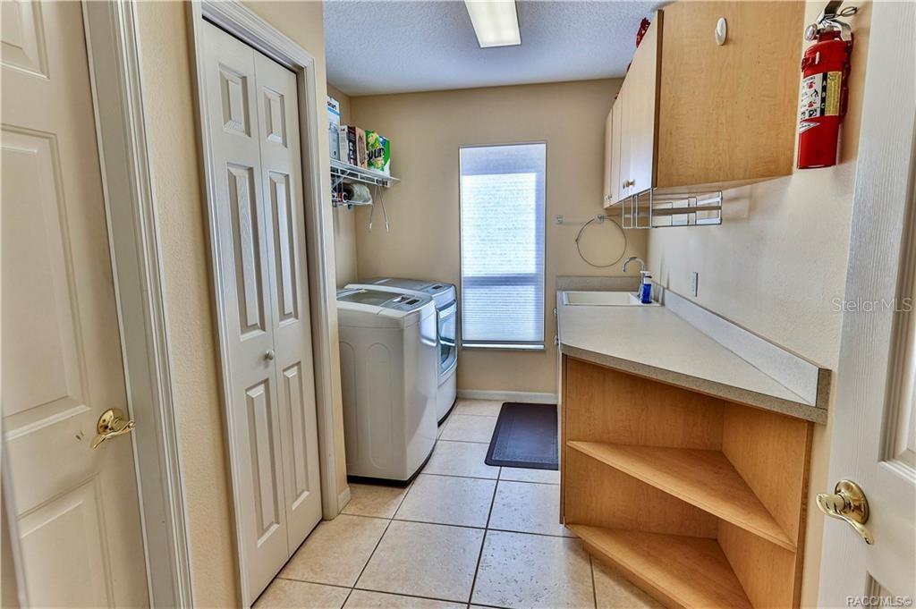 PINE RIDGE UNIT 03 - Residential