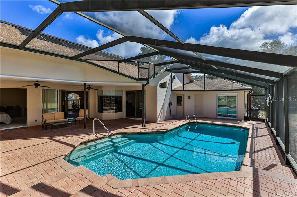 PINE RIDGE UNIT 03 - Residential