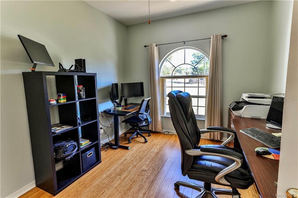 PINE RIDGE UNIT 03 - Residential