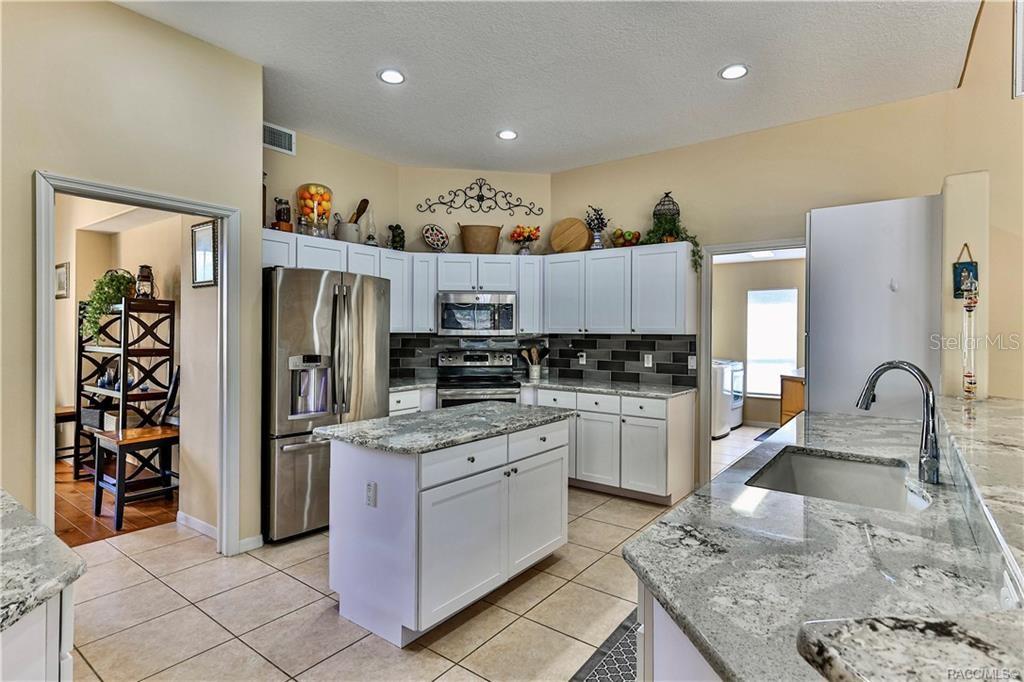 PINE RIDGE UNIT 03 - Residential