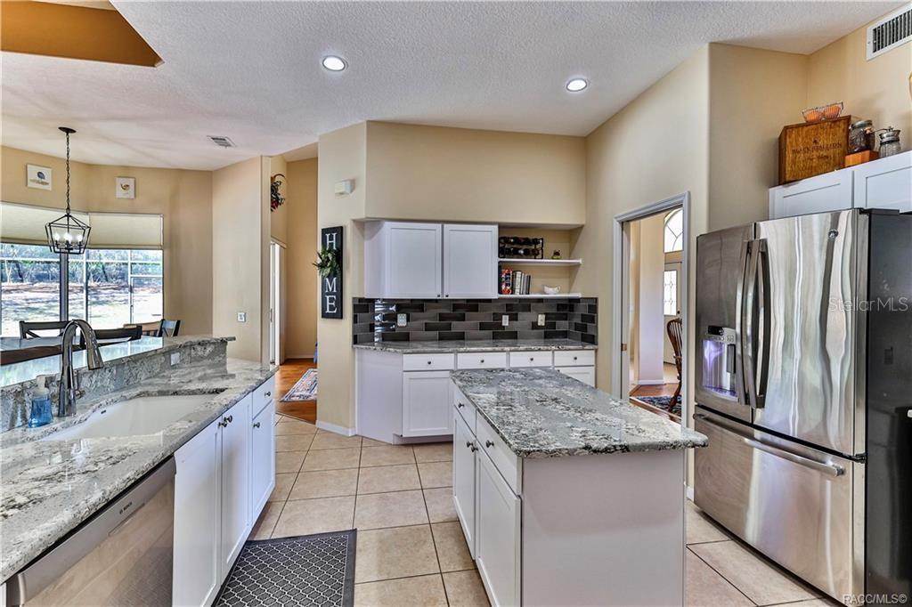 PINE RIDGE UNIT 03 - Residential