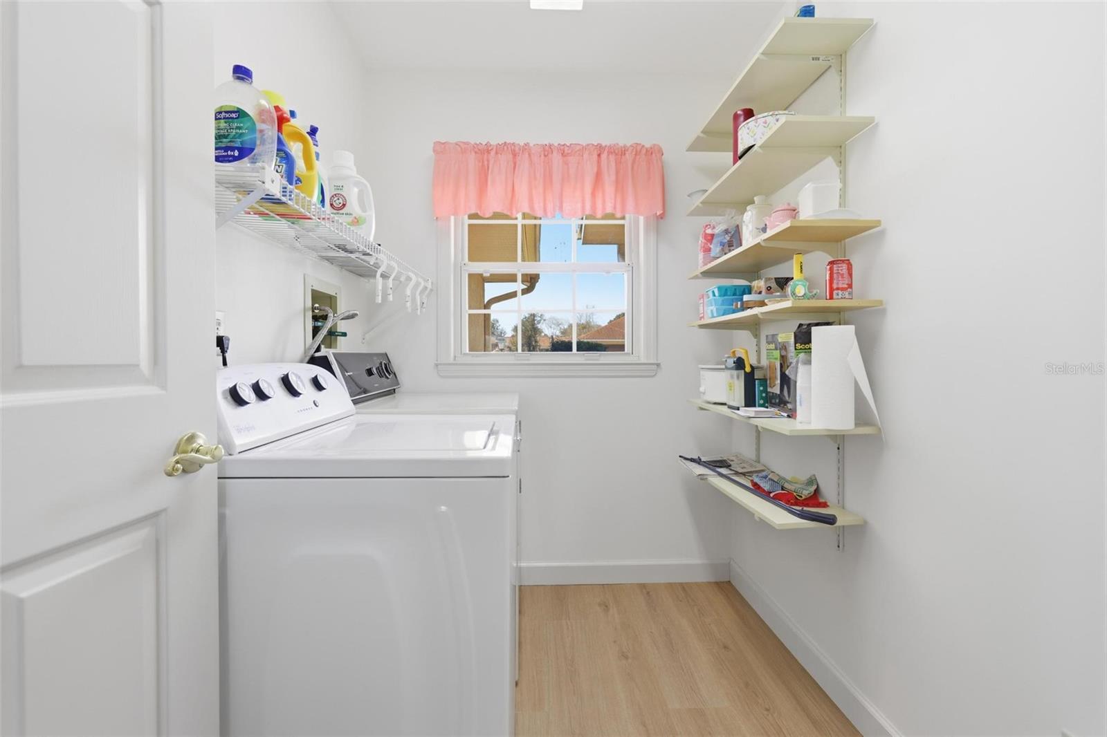 DELTONA LAKES UNIT 08 - Residential