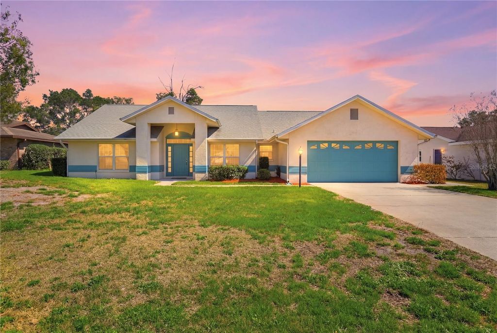 Photo of 2061 Greenview Drive, Deltona, FL 32725 (MLS # V4947644)