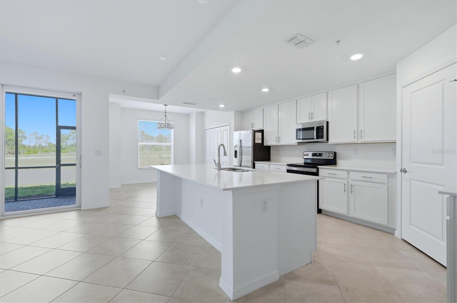 WELLEN PARK GOLF AND COUNTRY CLUB - Residential