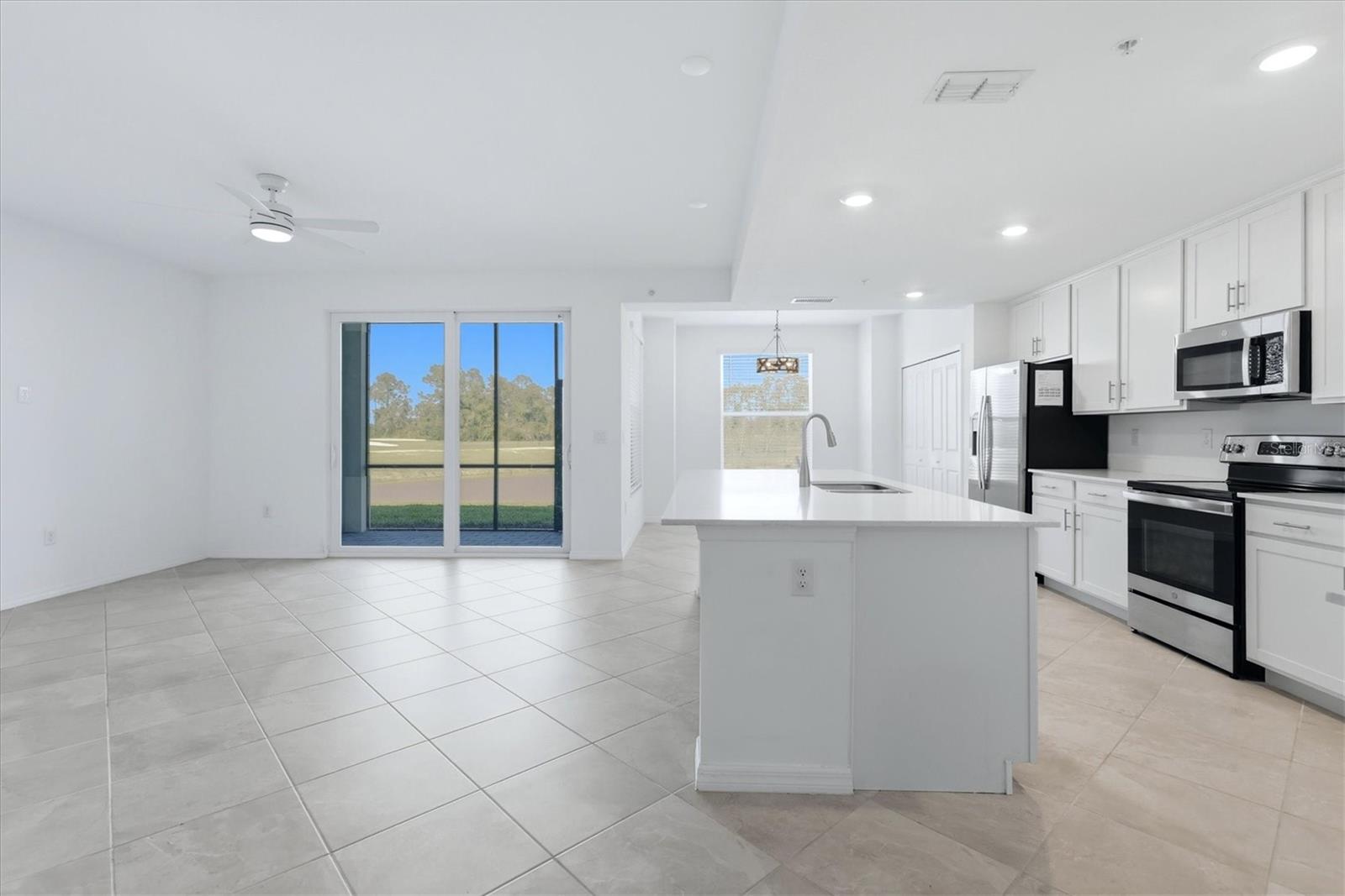 WELLEN PARK GOLF AND COUNTRY CLUB - Residential