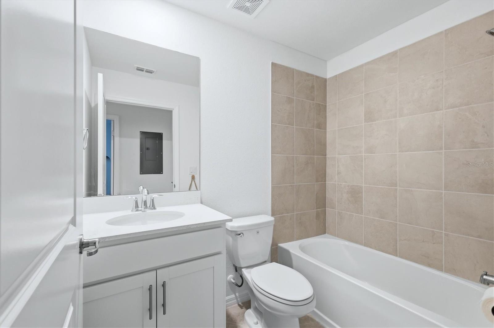 WELLEN PARK GOLF AND COUNTRY CLUB - Residential