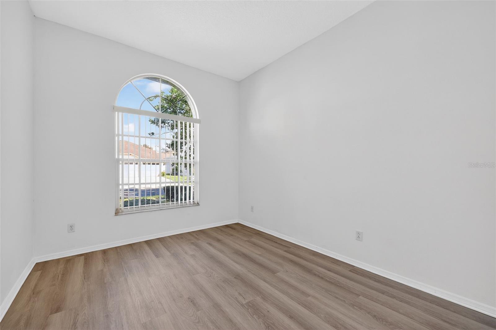 ARBOR RIDGE - Residential