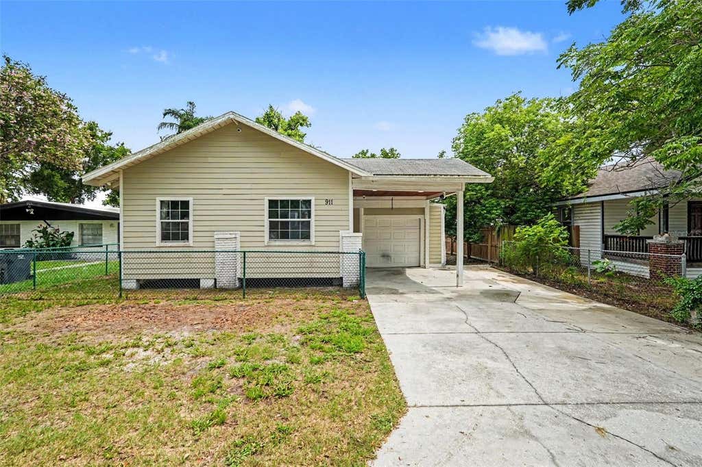 Photo of 911 E 123rd Avenue, Tampa, FL 33612 (MLS # TB8526988)
