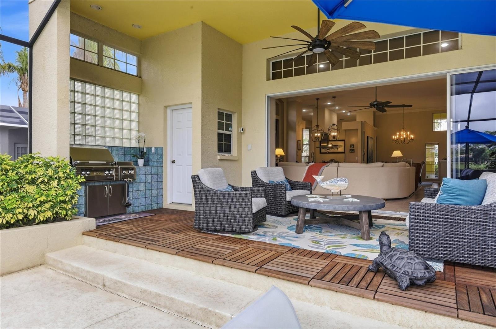 UNIVERSITY PARK COUNTRY CLUB - Residential