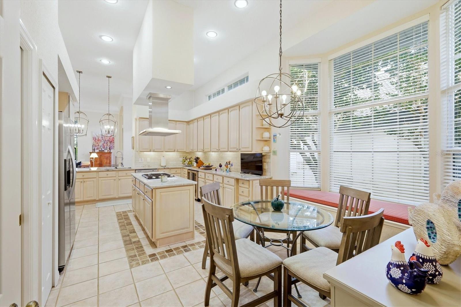 UNIVERSITY PARK COUNTRY CLUB - Residential