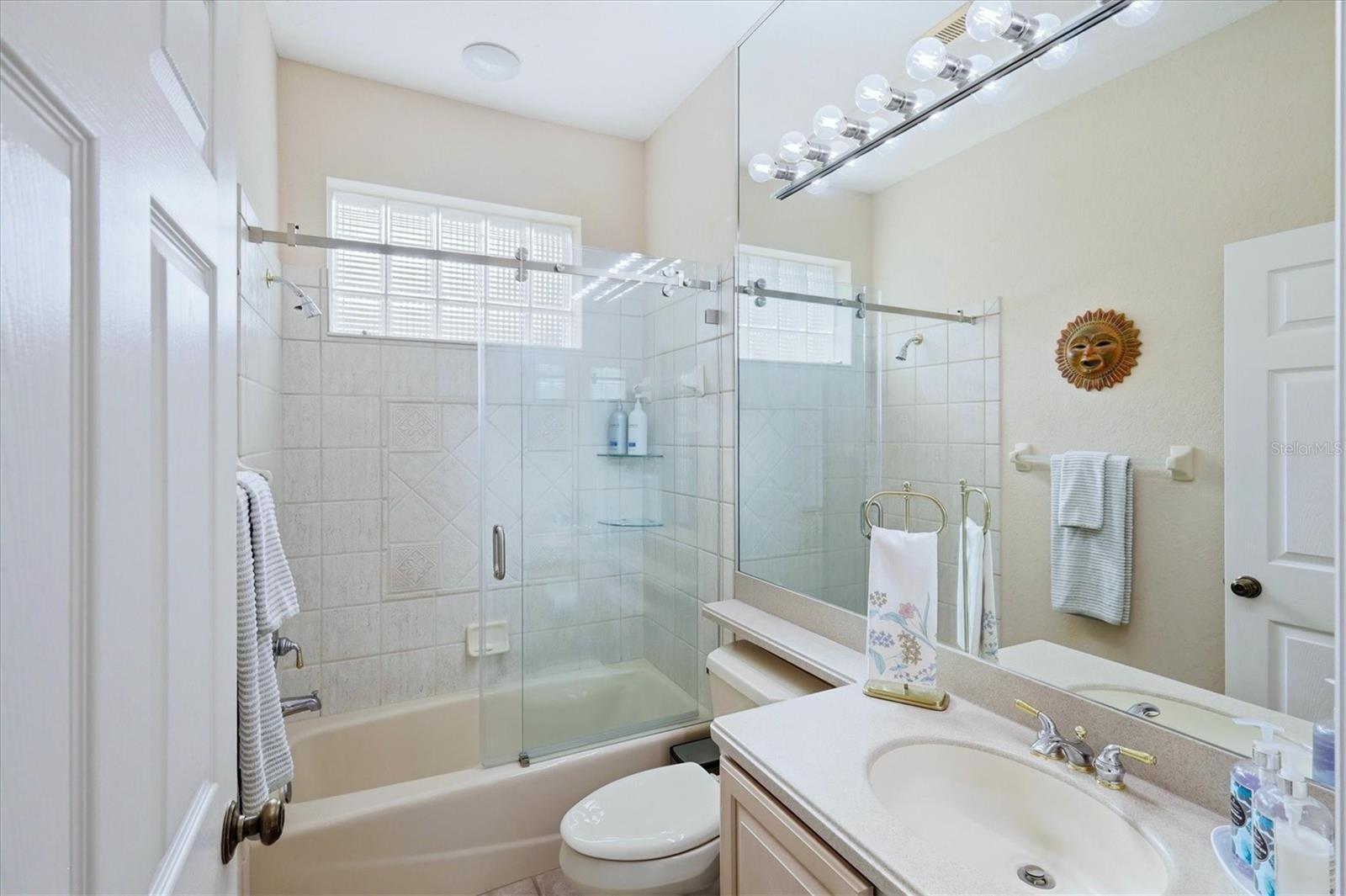 UNIVERSITY PARK COUNTRY CLUB - Residential