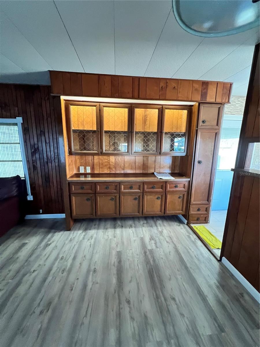 TRI-PAR ESTATES - Residential