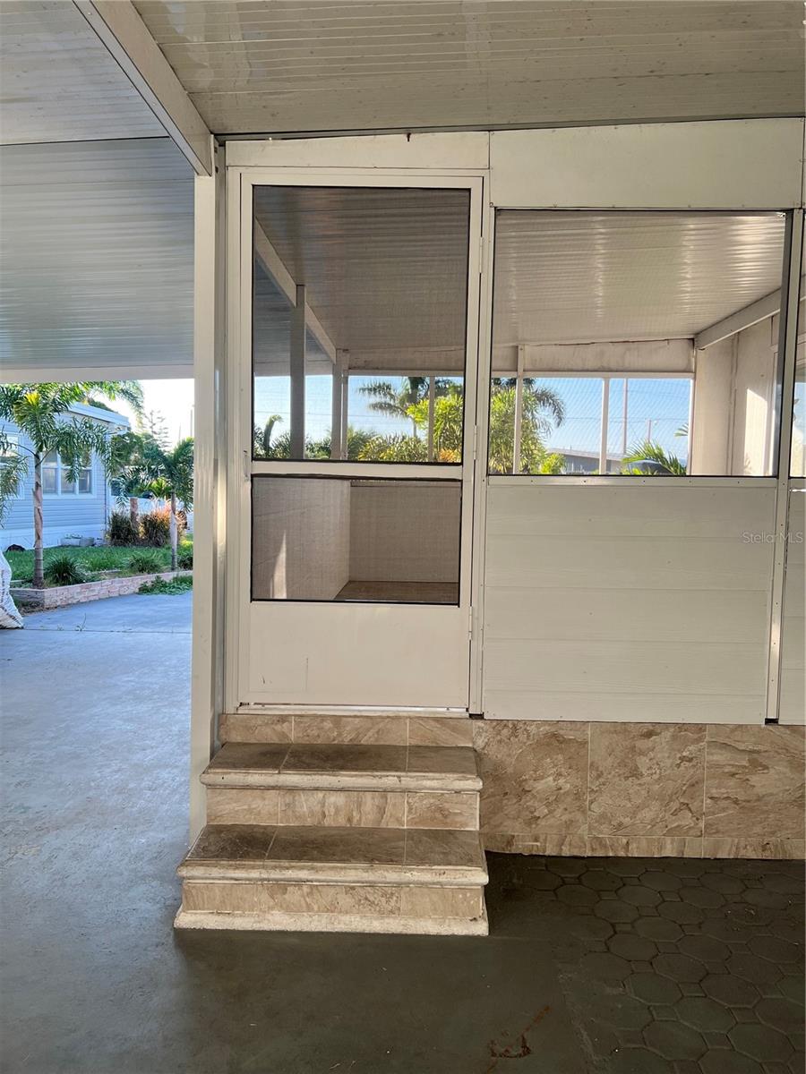 TRI-PAR ESTATES - Residential