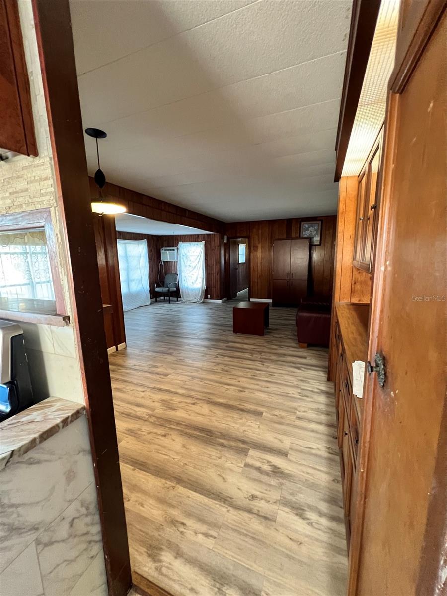 TRI-PAR ESTATES - Residential