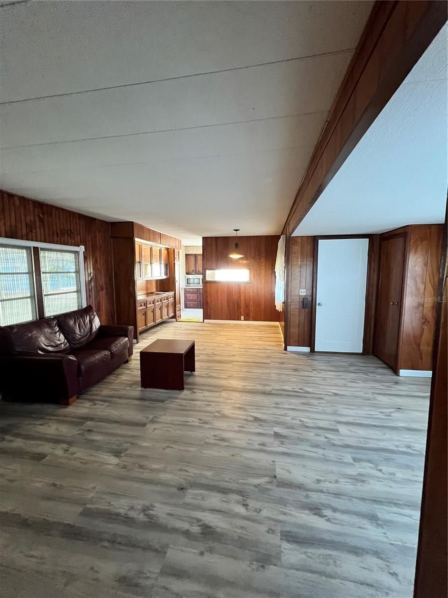 TRI-PAR ESTATES - Residential