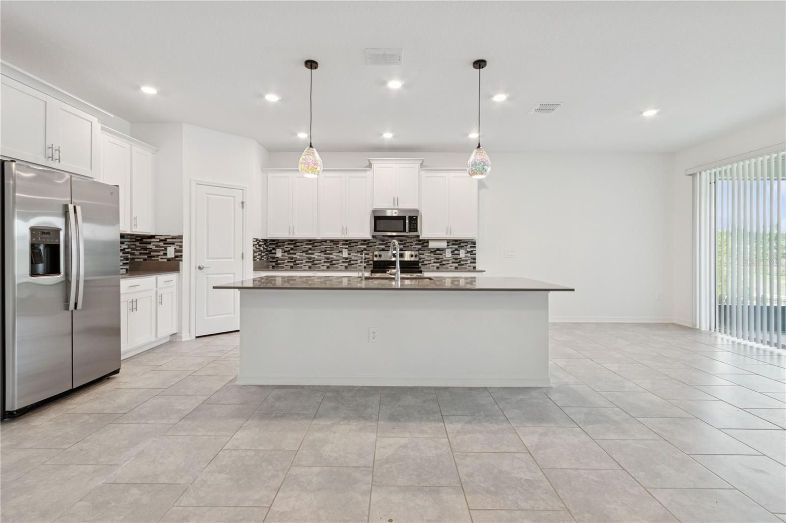 6139 CLAYSTONE WAY