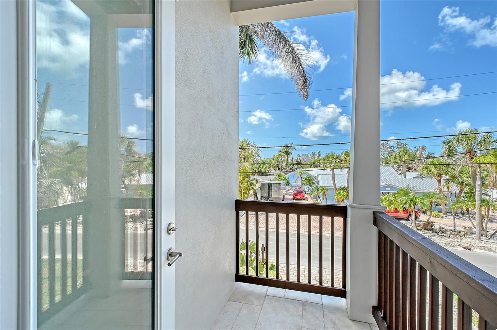 SIESTA/ROCKS - Residential