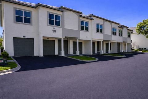 636 ARBOR LAKE LANE TAMPA FL 33602