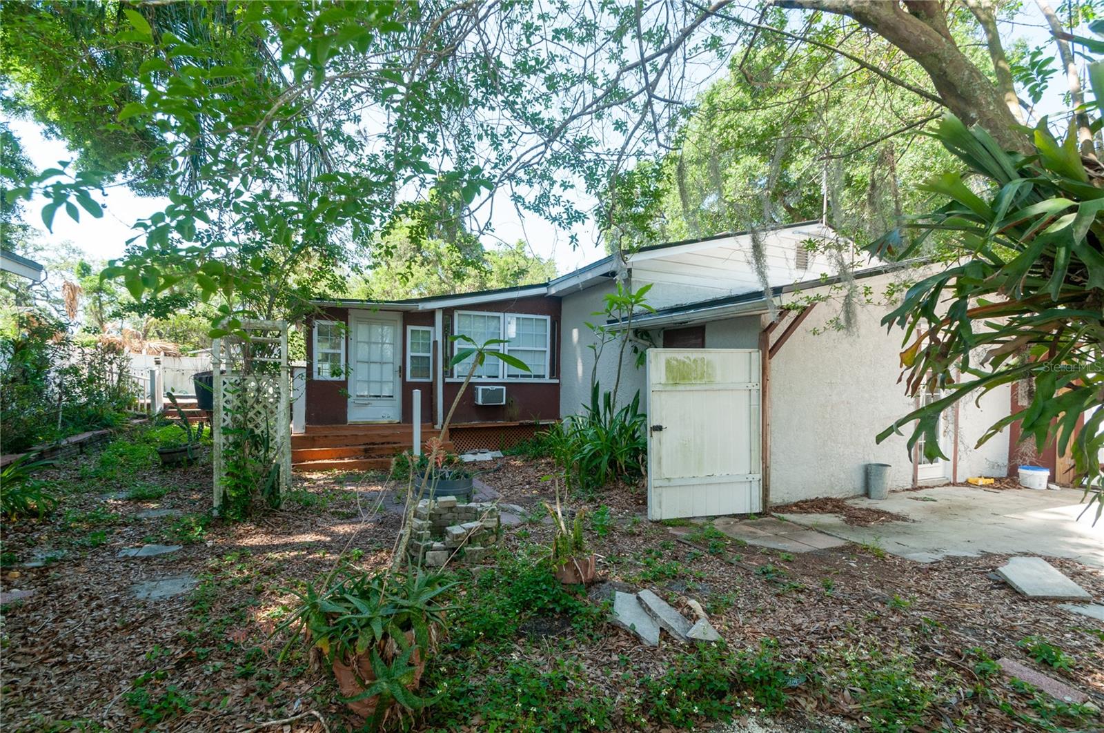 TAMPA OVERLOOK - Residential