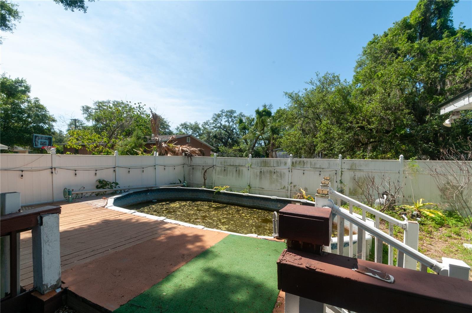 TAMPA OVERLOOK - Residential