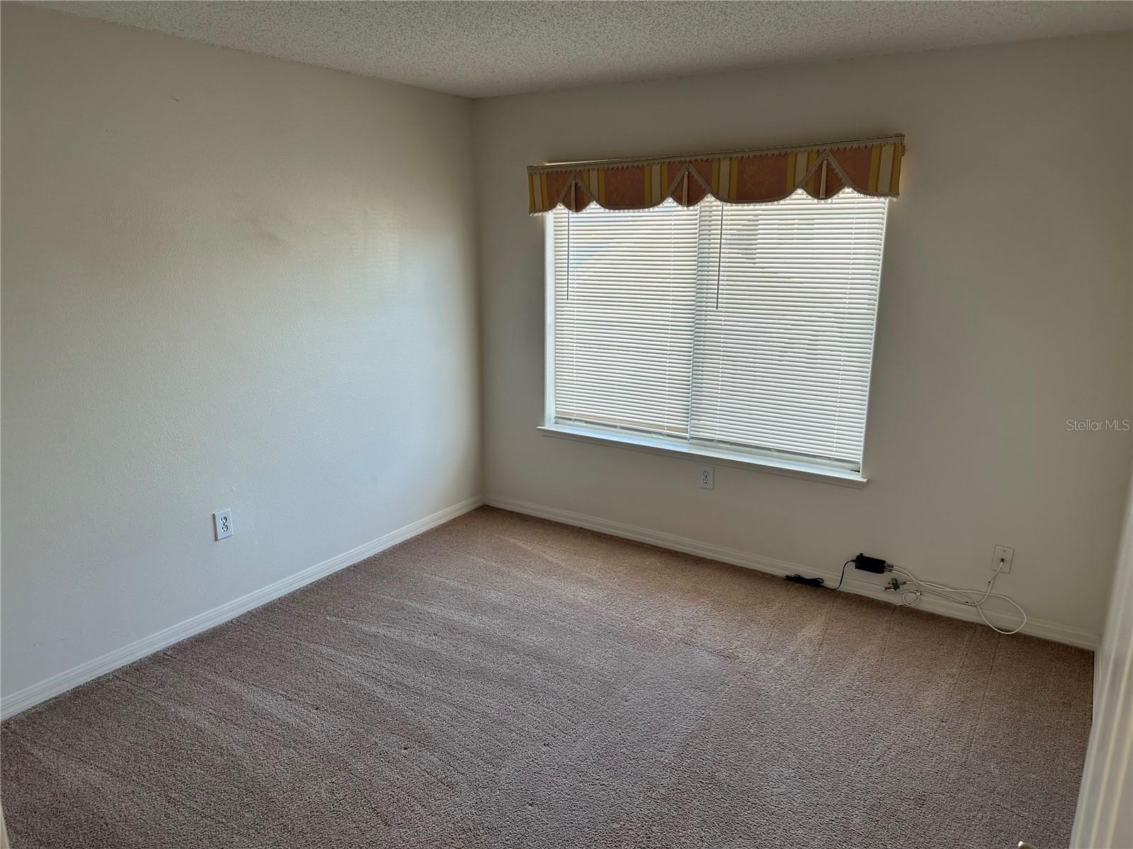 ISLAND WALK - Residential Lease