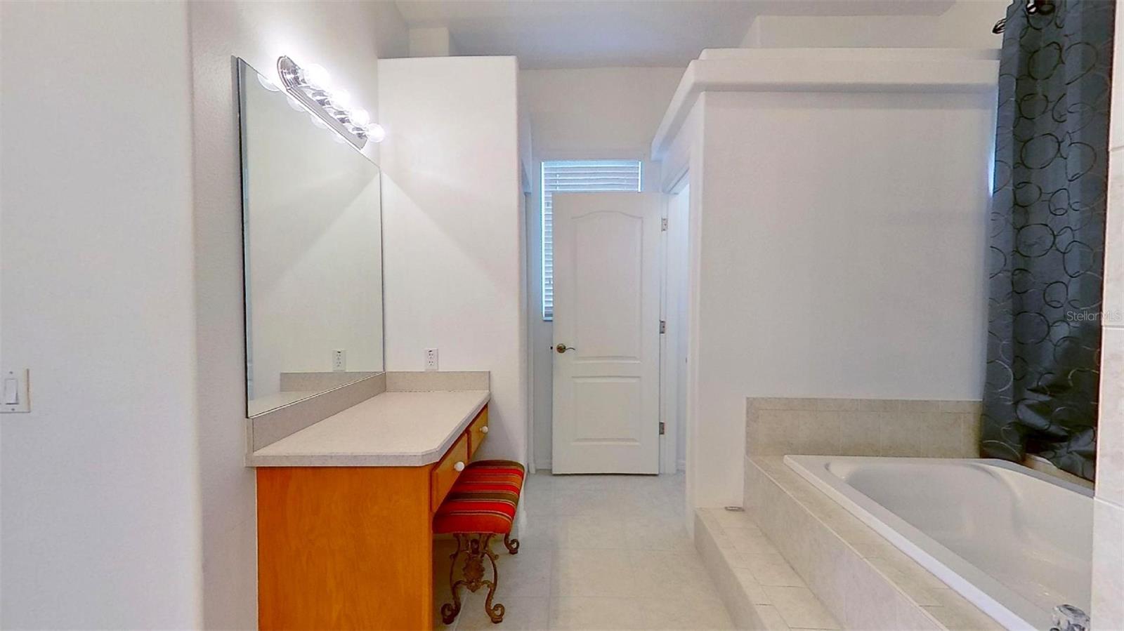 NORTH LAKE OF TARPON SPGS - PH 2 - Residential