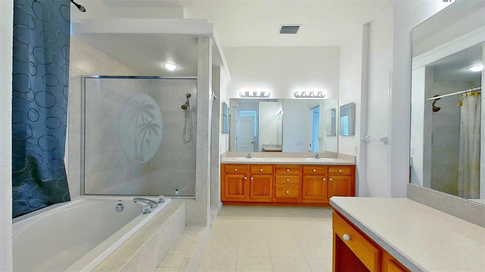 NORTH LAKE OF TARPON SPGS - PH 2 - Residential