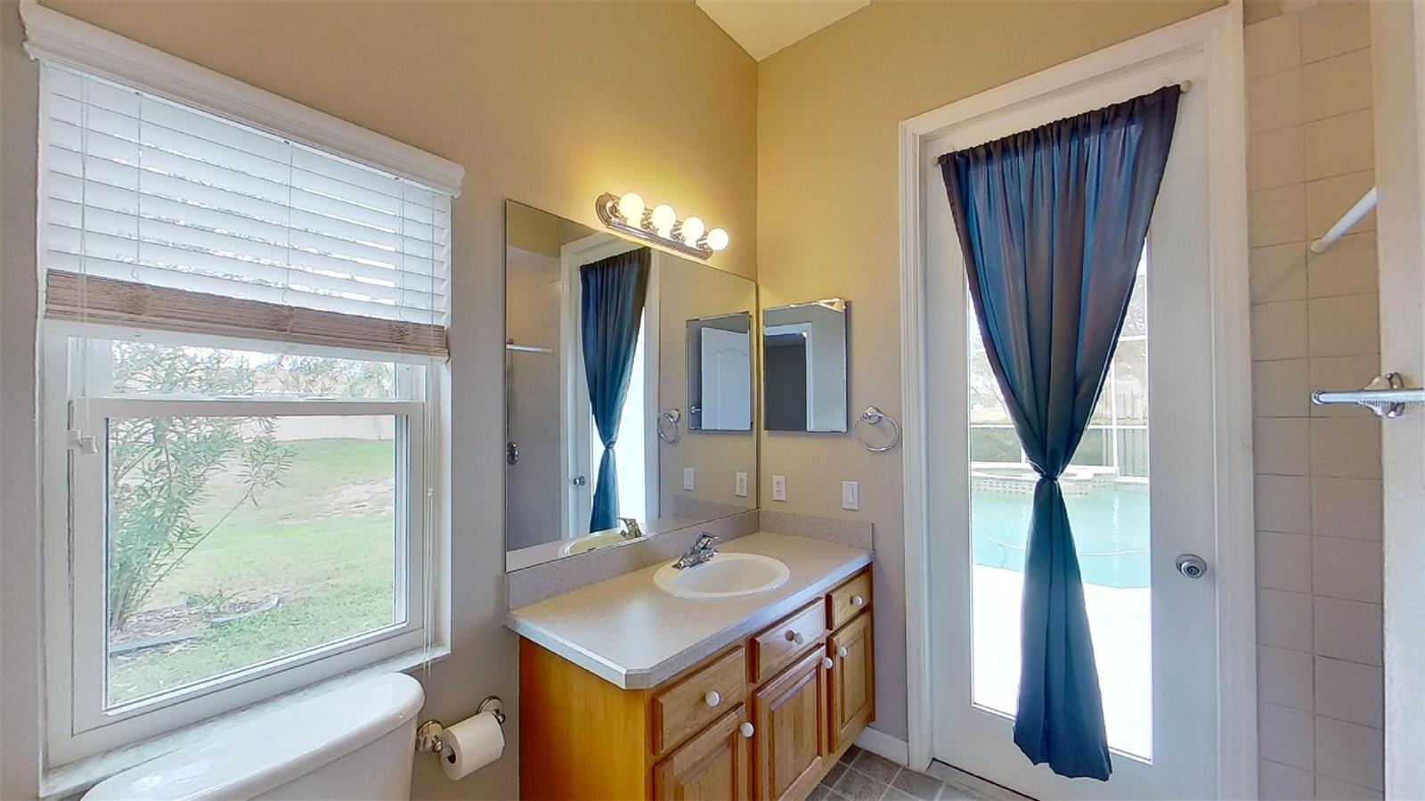 NORTH LAKE OF TARPON SPGS - PH 2 - Residential