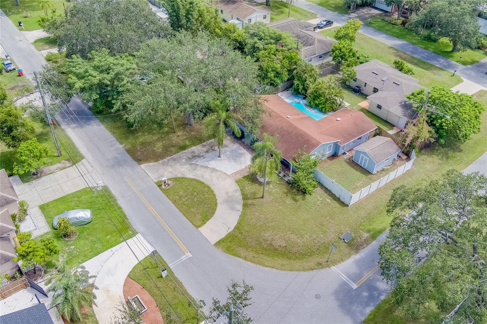 ROBERTSONS R E - Residential Lease