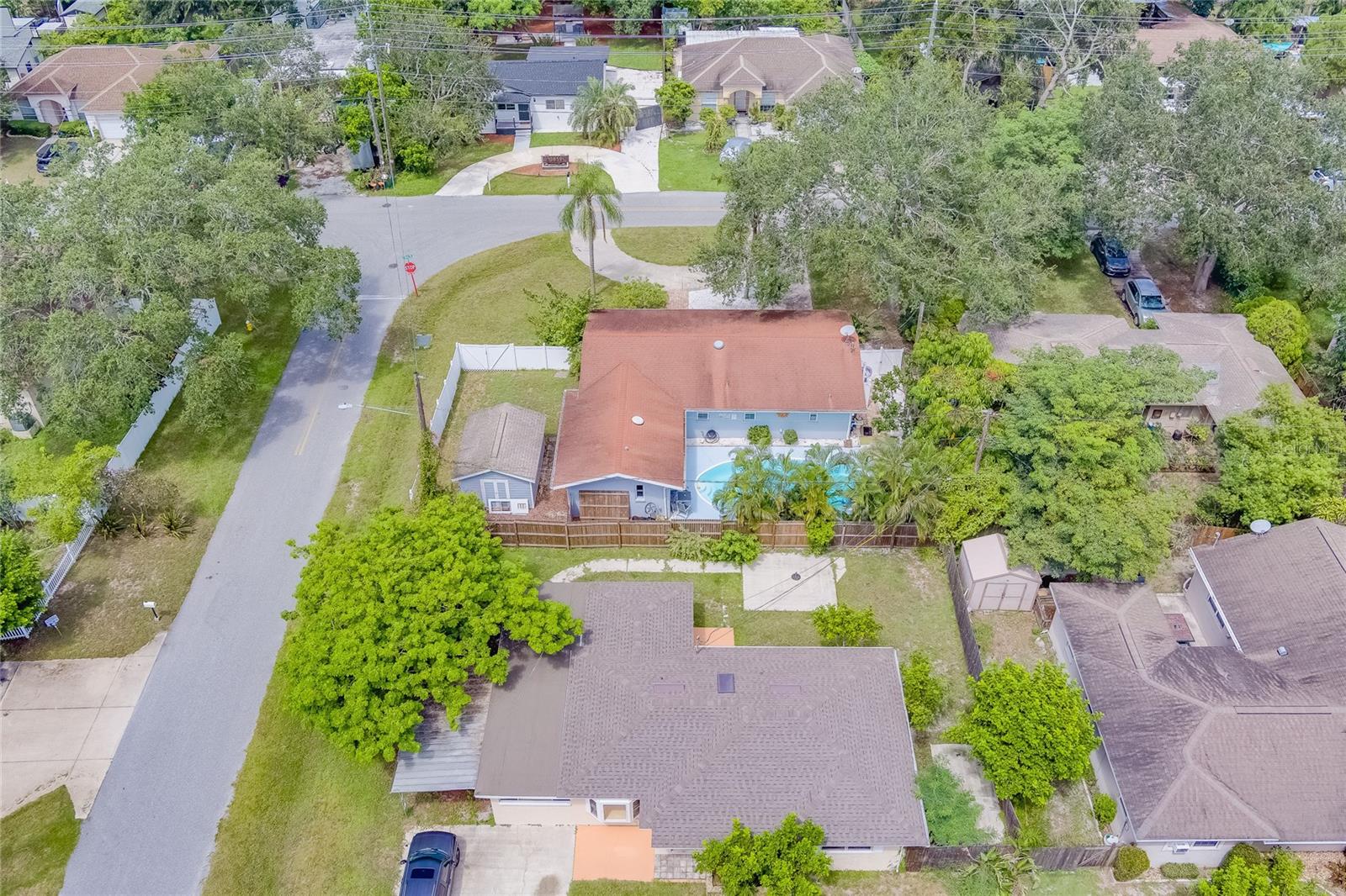 ROBERTSONS R E - Residential Lease