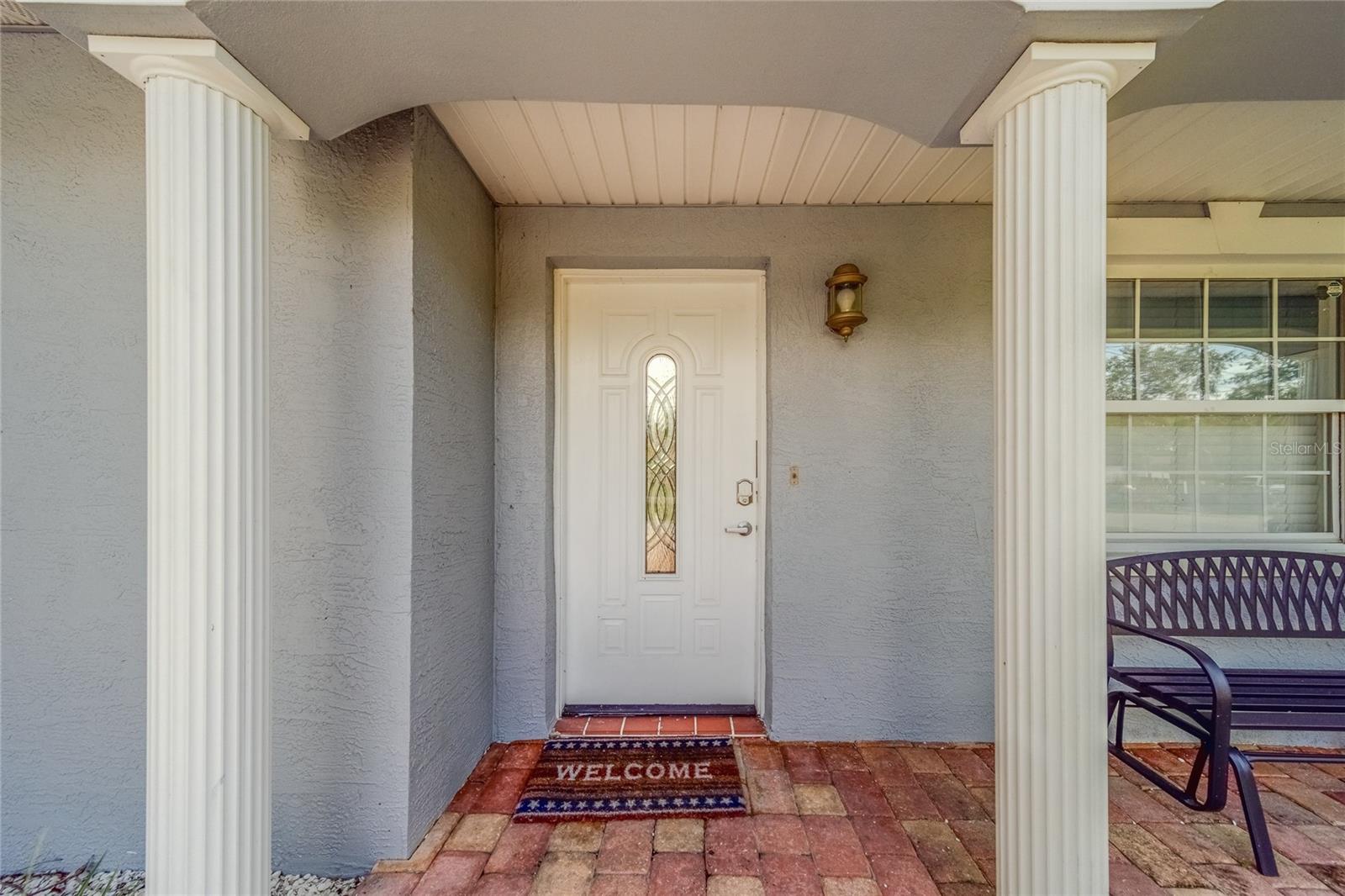 ROBERTSONS R E - Residential Lease