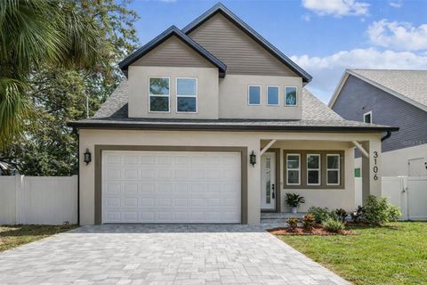 Photo of 3106 W Cherokee Avenue, Tampa, FL 33611 (MLS # TB8490502)