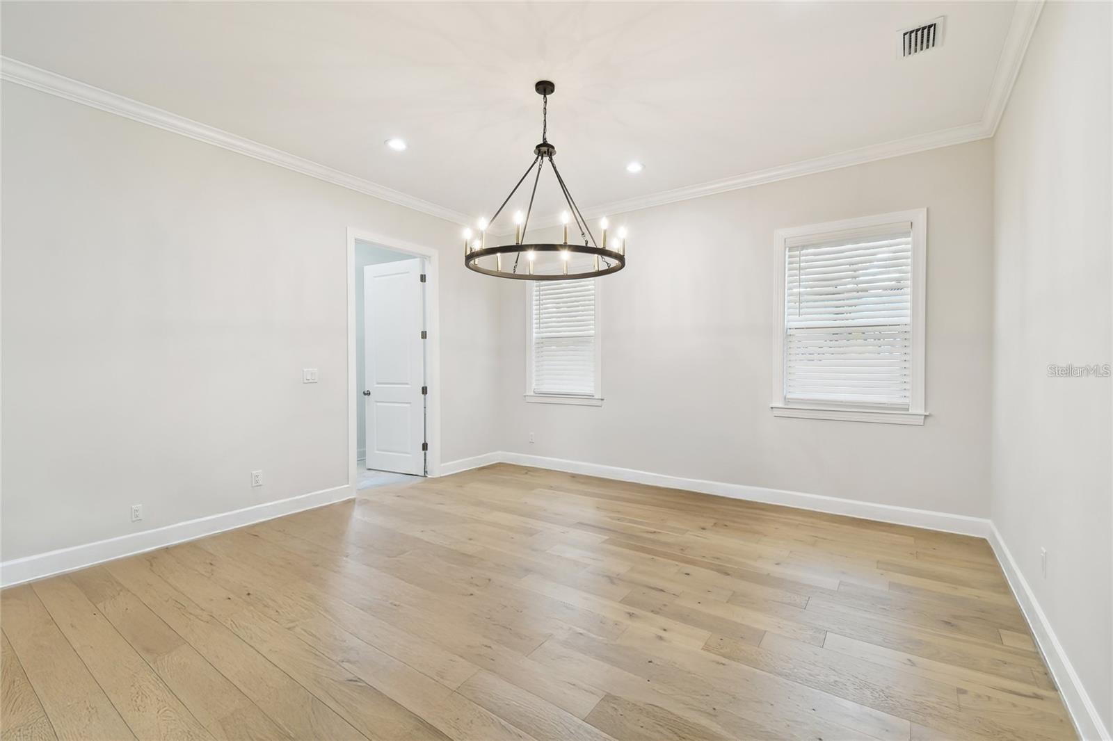 MAC DILL HEIGHTS - Residential